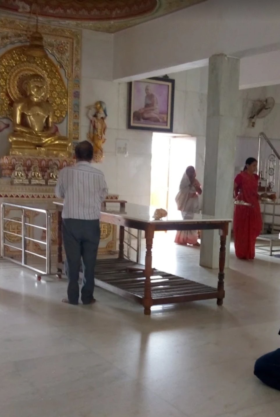 Shri Parasnath Digambar Jain Mandir Banner