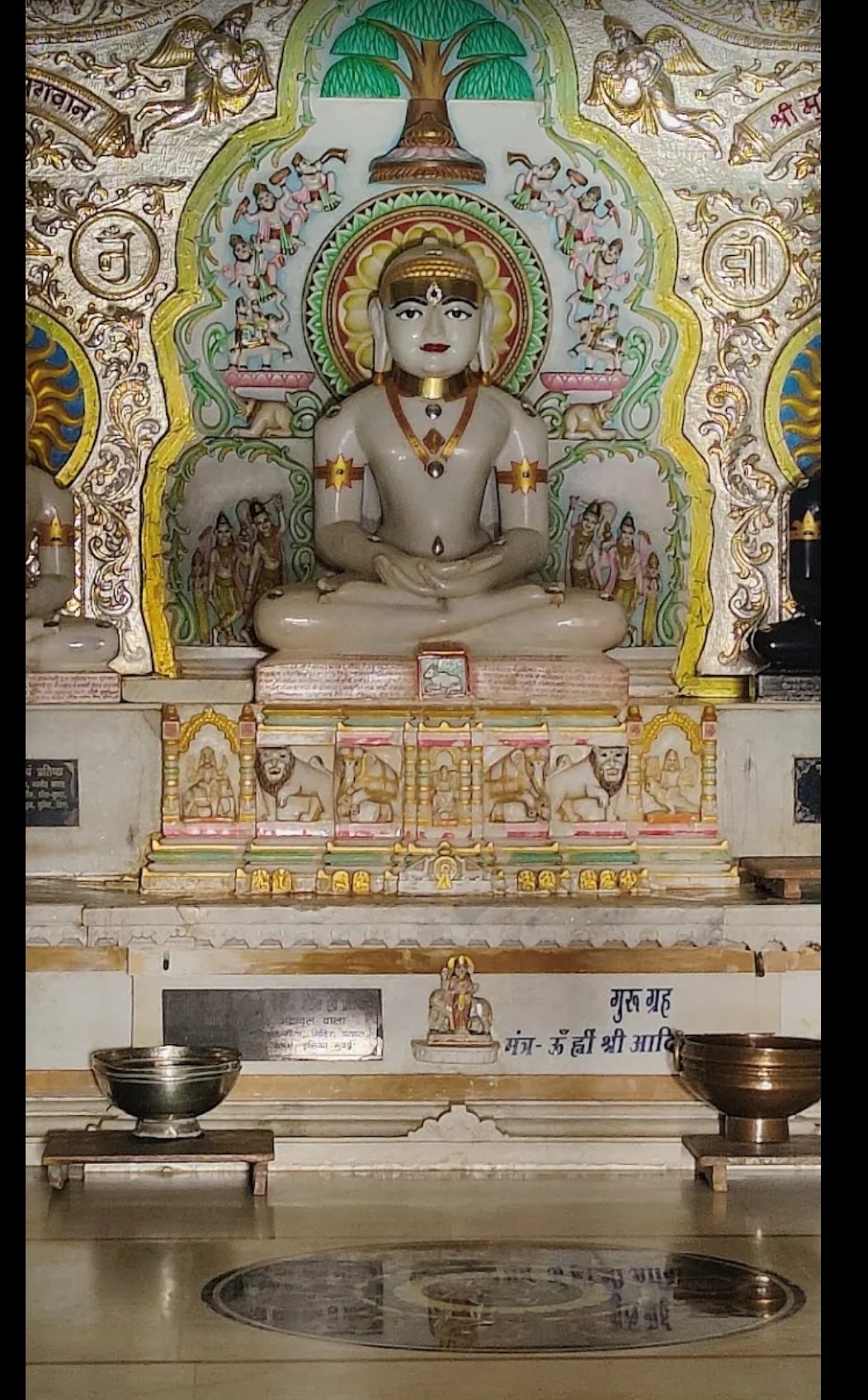 Shree Adeshwarji Swetamber Jain Mandir