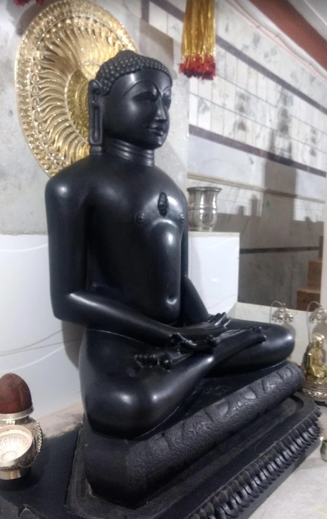 श्रीचन्द्रप्रभुदिग़म्बरजैनमंदिर