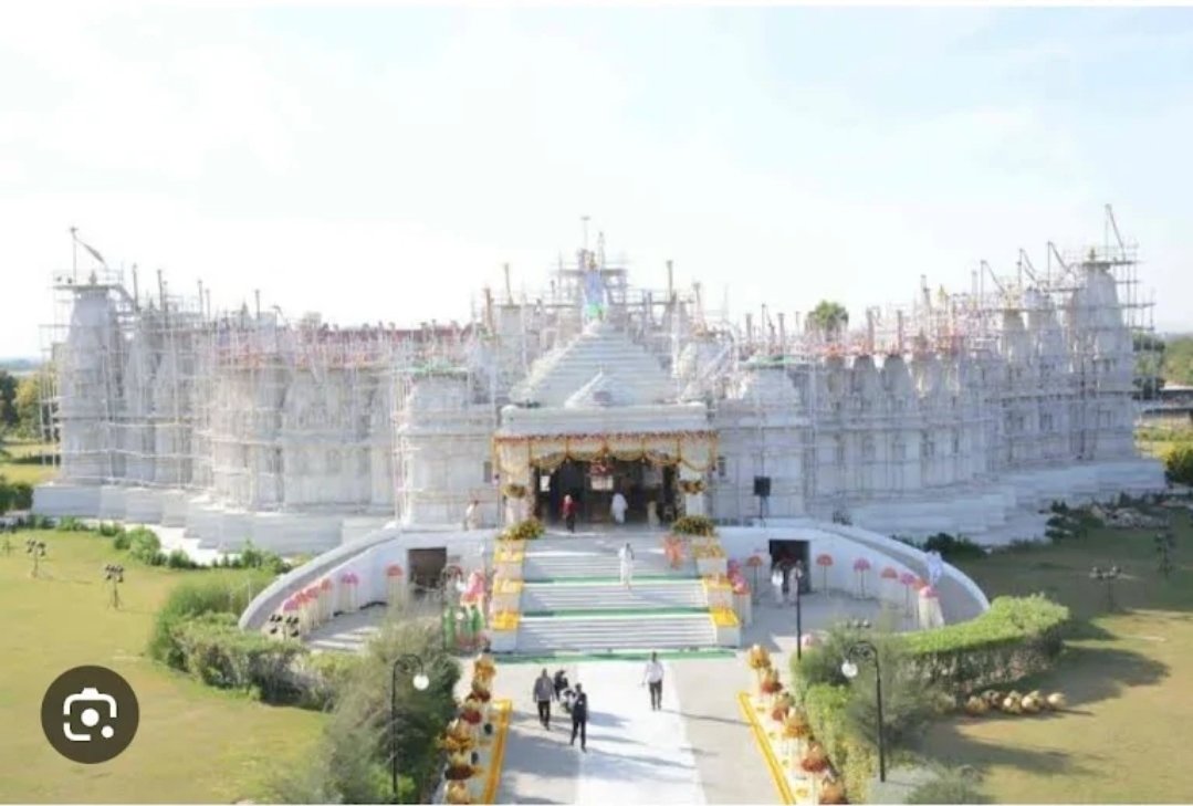 72 Jinalaya Laxmivallabh Parshvnath Swetamber Jain Mandir Bhinmal