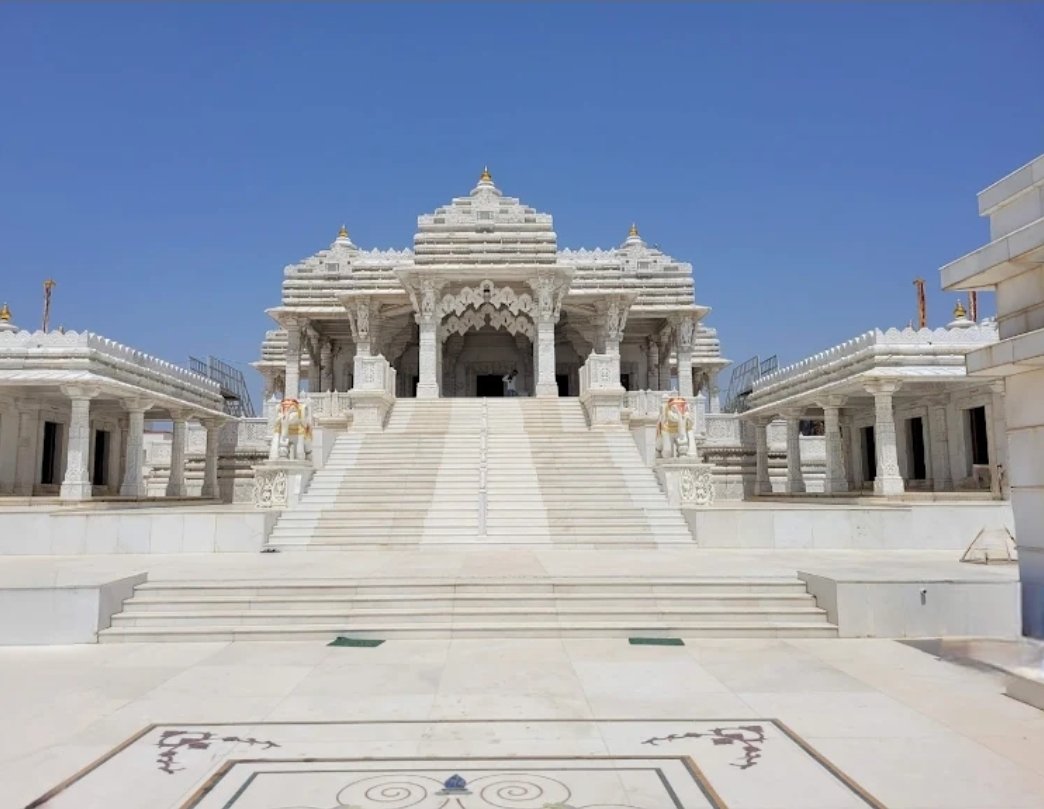Varman Jain Derasar near Jirawala Shree Vardhaman Shwetambar Jain Tirth