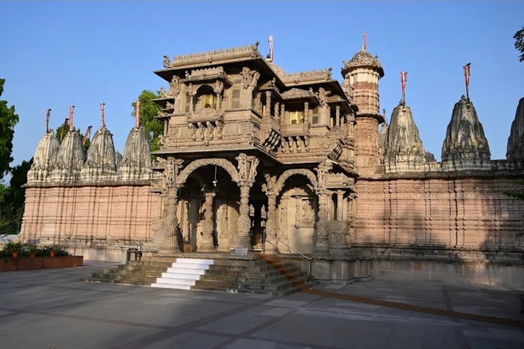 Hutheesing Jain Temple