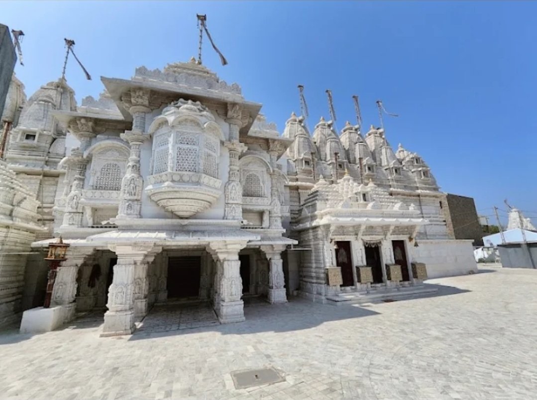 108 Shri Navkhanda Parshwanath Shwetambar Jain Derasar - Ghogha Tirth
