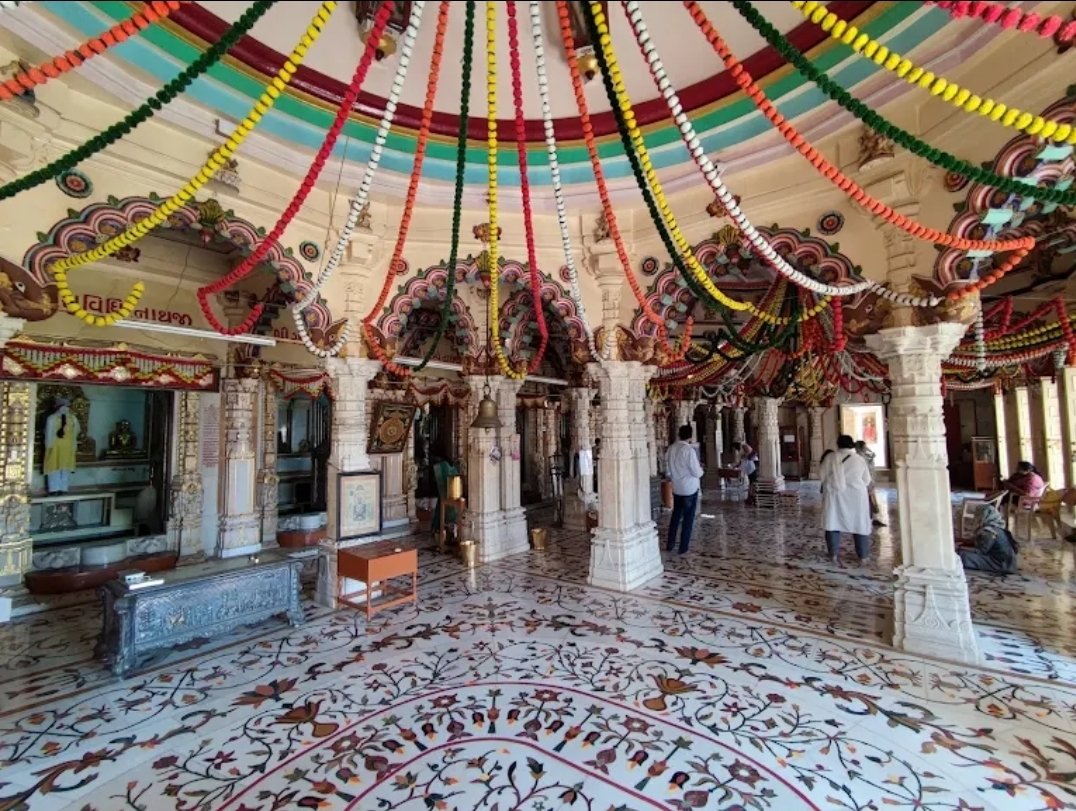 Shri Chandraprabhu Swami Jain Temple