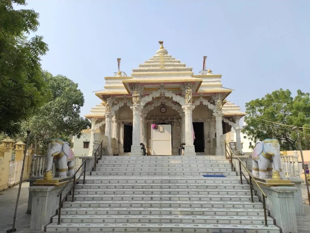 Sumtinath Jain Derasar Shastrinagar