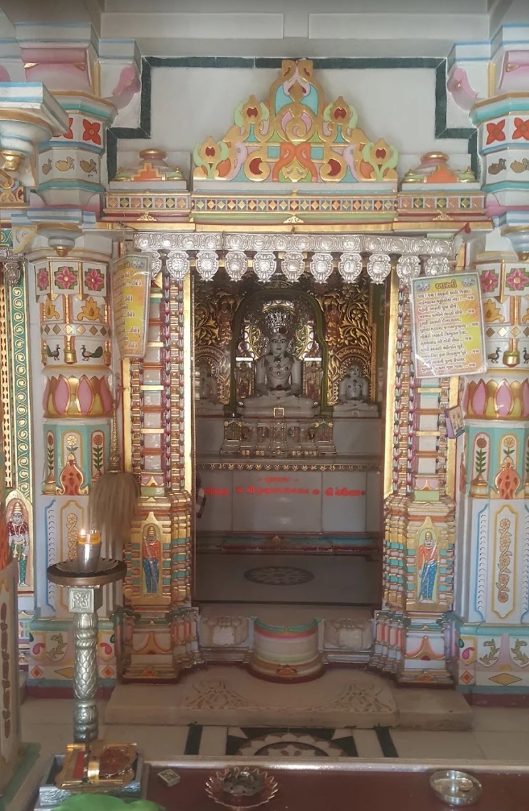 Shri Kunthunath Jain Derasar