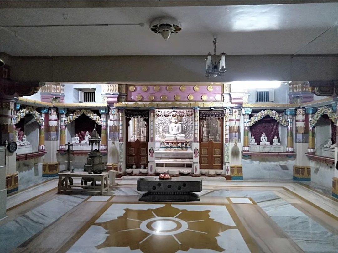 Chintamani Parshwanath Jain Shwetambar Derasar