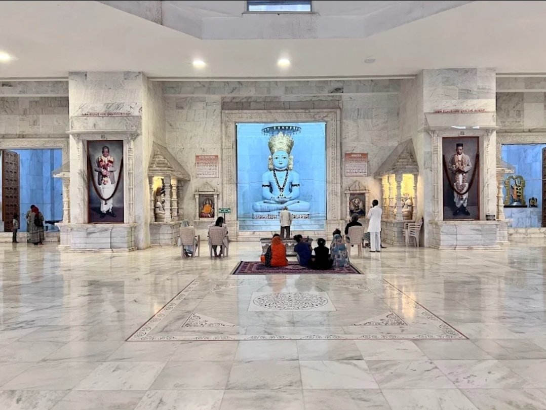 Trimandir, Bhuj