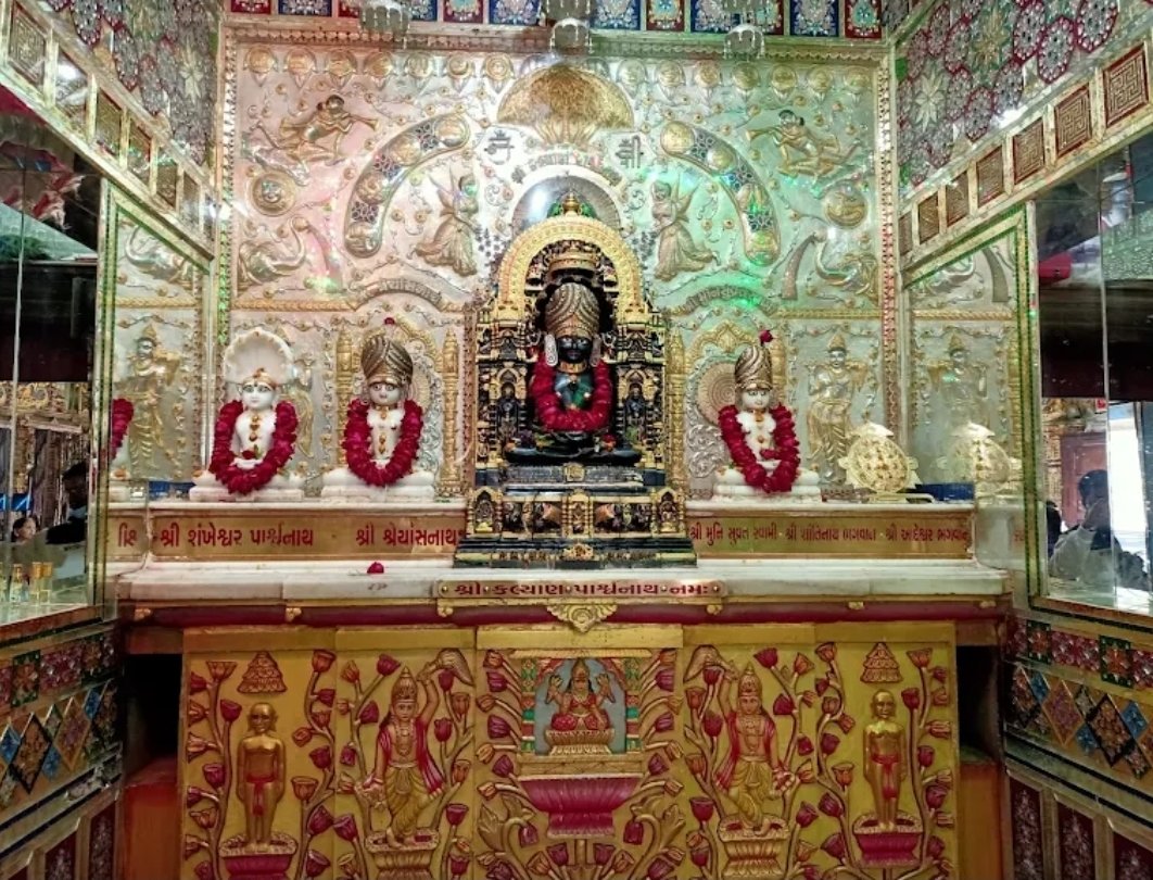Shree Kalyan Parshvanath Shwetambar Jain Mandir, Pitampura
